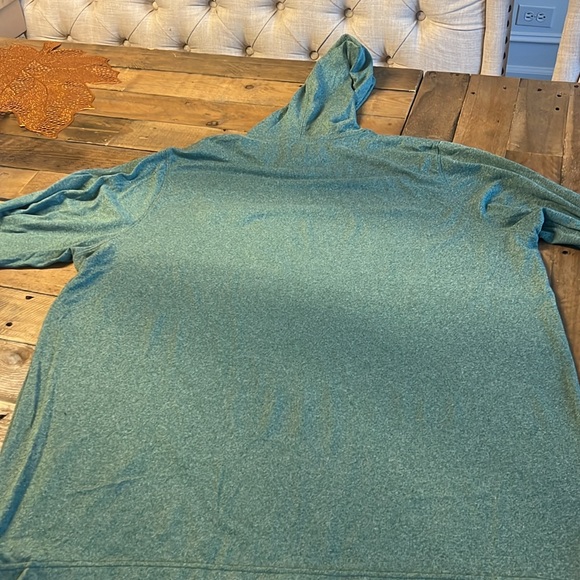 Green Under Armor heat gear hoodie Size 2XL - Picture 6 of 7